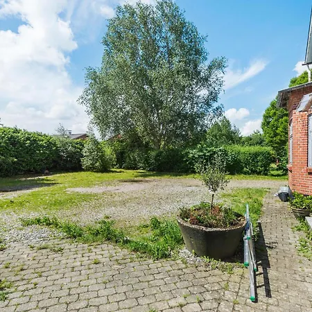 Holiday home Pet Friendly In *